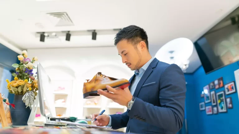 30% de Descuento en Zapatos y Bolsos