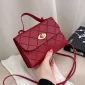 2022-handbags-roja